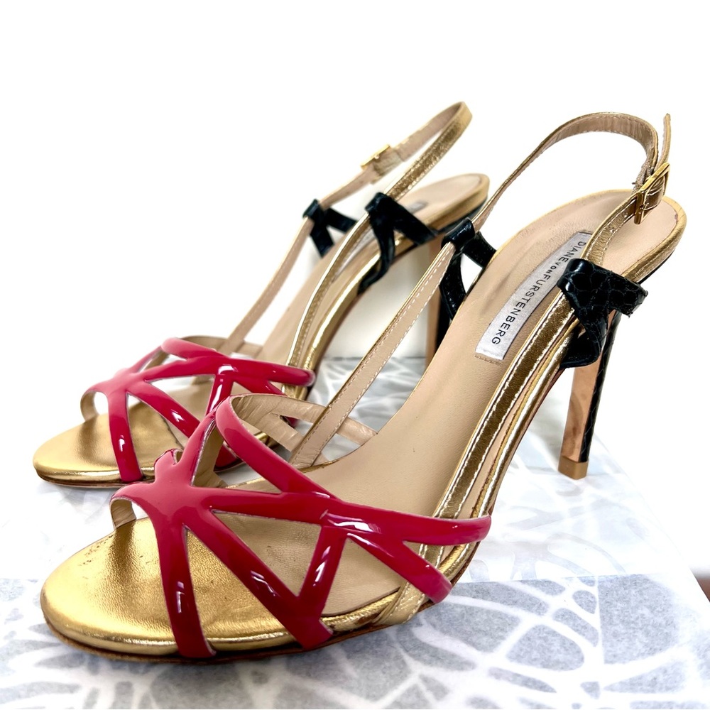 Beautiful Diane von Furstenberg DVF heeled sandals. Size 7.5